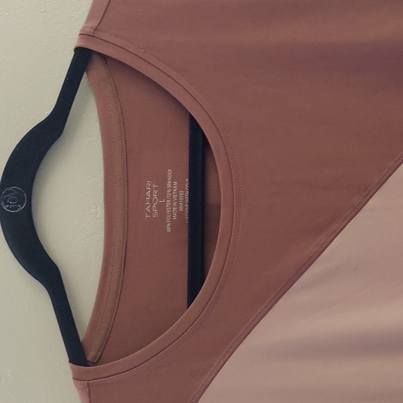 TAHARI SPORT Diagonal Color Block Dolman Sleeve Pullover Top - Picture 2 of 11